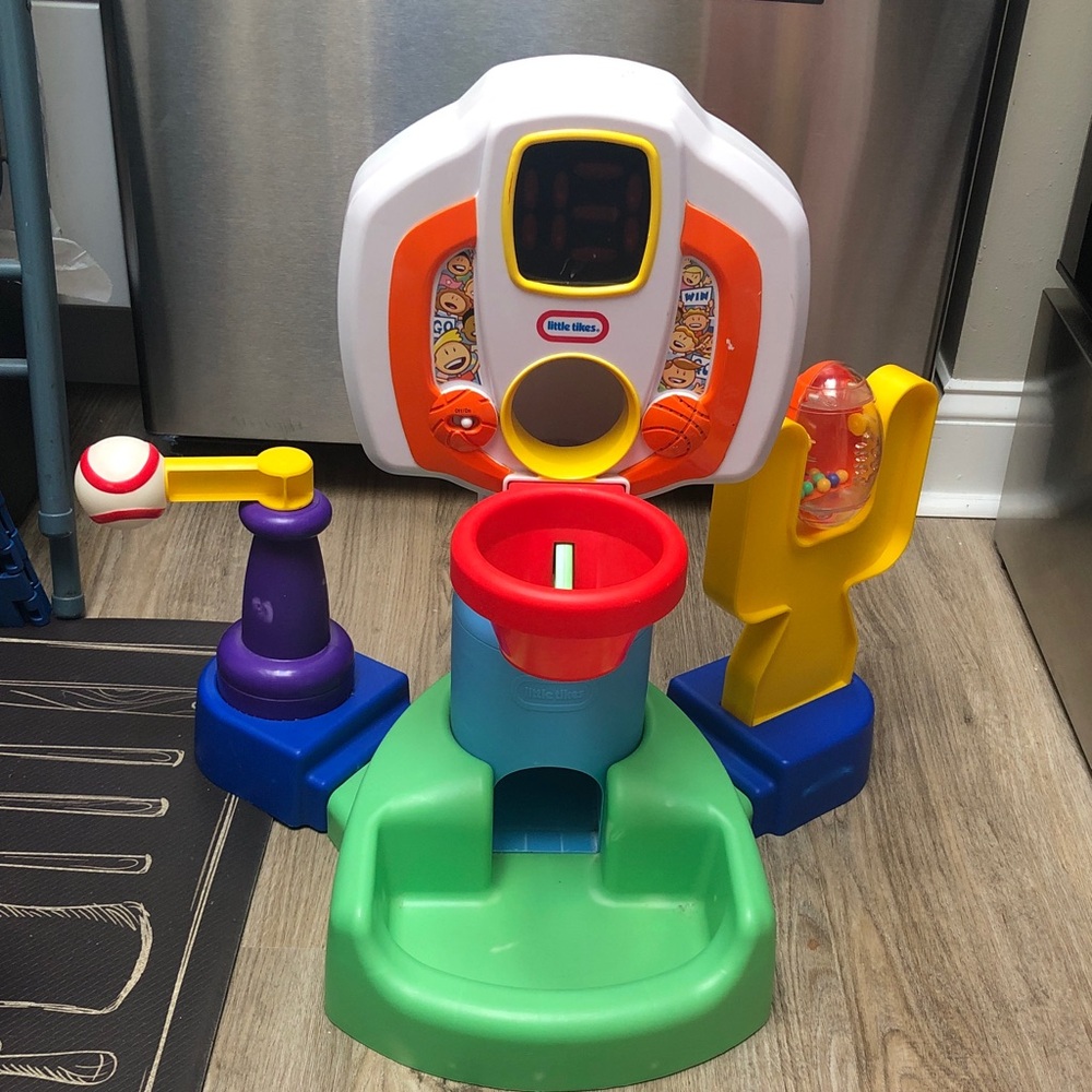 🦇🧛 Little Tikes Colorful Kids Sports Activity Center ❣️Ship Alone❣️